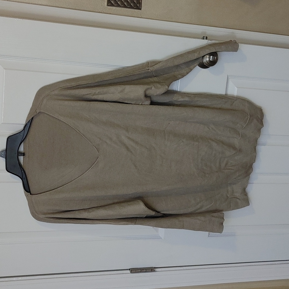Women's sweater